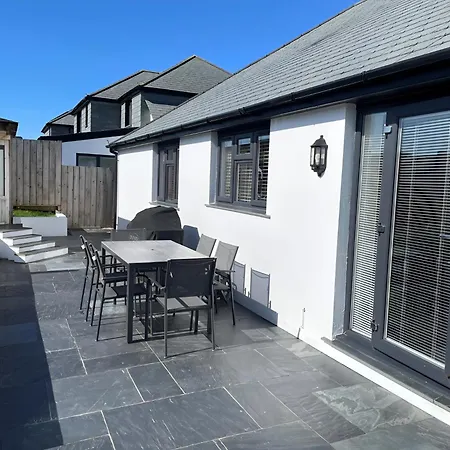 A Modern In The Heart Of Saint Merryn